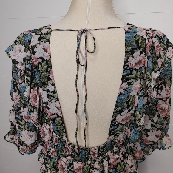 En Saison Open Back Floral Ruffle Mini Dress Size M - Picture 6 of 11